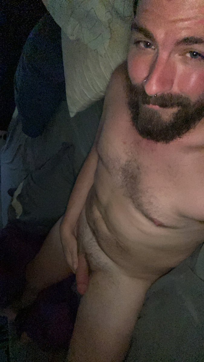 UnseenAlmost's tweet photo. @not_ur_avg_bear Happy Birthday!! Mines tomorrow ;) https://t.co/C29t2DLuG1