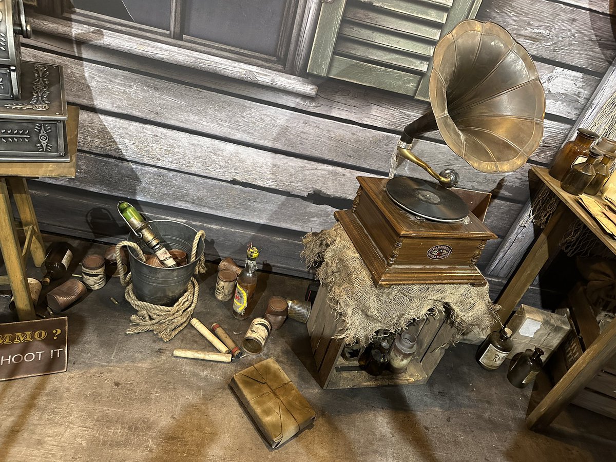 tom deerberg tweet media