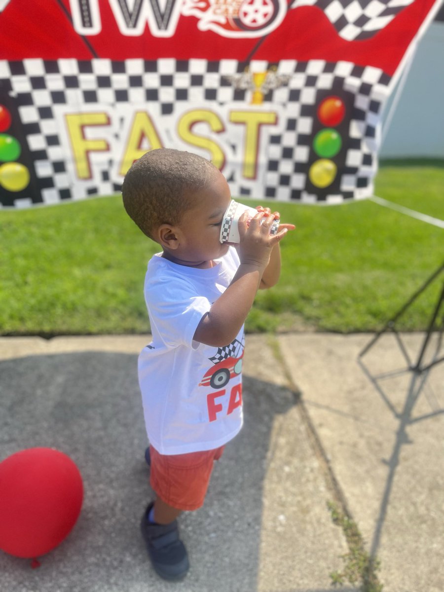 everythingkashy's tweet photo. Happy 2nd birthday to my wonderful son Kace, who turned two on August 21st! 🎂🎉 Time flies, but the love and joy he brings to my life only continue to grow. 💙👶 I love you so much. We have so fun together. #HappyBirthdayKace #TwoYearsOld #TwoFast #TwoCool https://t.co/Y1fGEmQWan