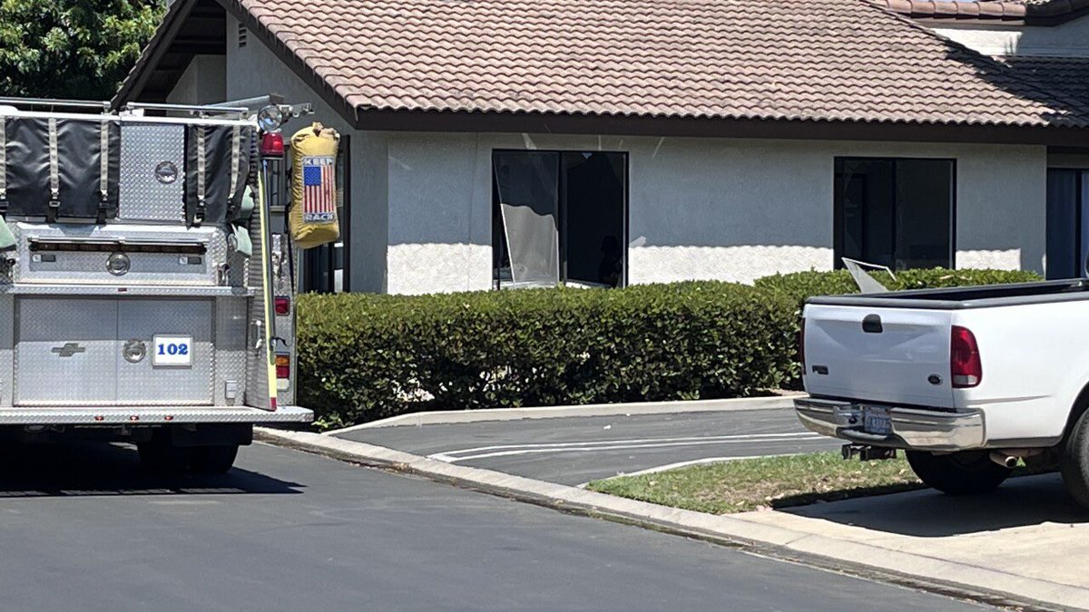 NinaReports's tweet photo. Multiple homes in a Santa Maria neighborhood were damaged in an explosion. 

It happened shortly after 12 p.m. in the area of Estes Dr. and Jackie Ln. Fire officials at the scene say the explosion appears to be the result of a gas leak. https://t.co/ZUH0upCYHs