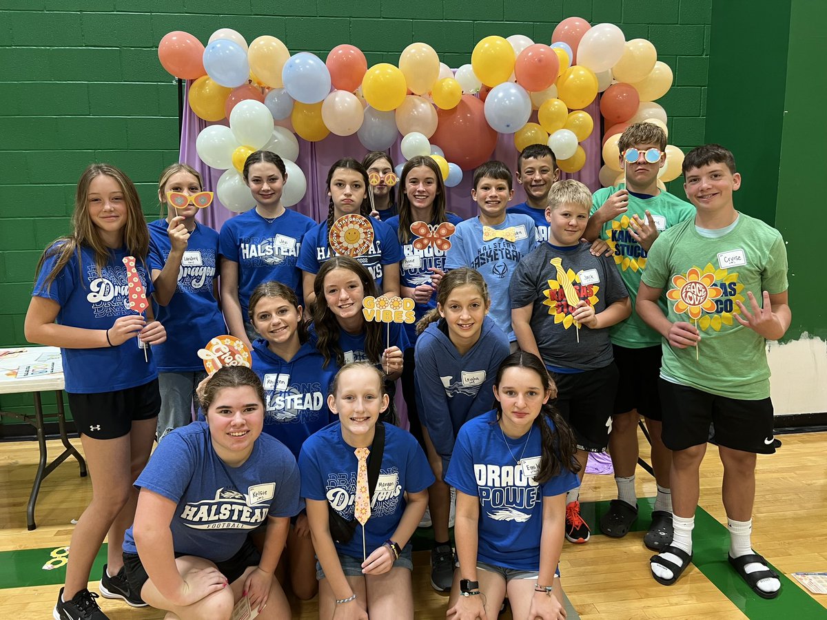 halsteadmiddle's tweet photo. Our student council attended the KSHSAA STUCO Middle School Workshop today in Derby. Over 200 students from 25 schools came together to collaborate &amp; swap ideas. #440Proud #STUCO #leadership https://t.co/0zJutwewMW