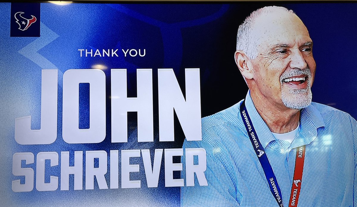 MarkBerman_'s tweet photo. The Texans hosted an amazing retirement party at NRG Stadium for John Schriever, Texans senior VP/event revenue &amp; services for 23 years. Special moment for one of the really terrific members of the @HoustonTexans organization. https://t.co/vr8ZDgNeat