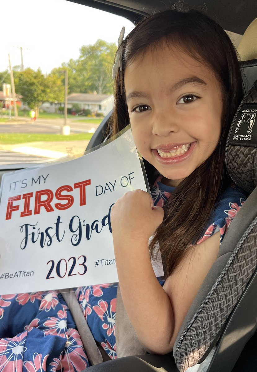EllsworthMusic's tweet photo. Thank you @GrindstoneBCSD @BereaCSD @terigrimm for an awesome #TitansFirstDay of 1st grade yesterday! We are looking forward to a great year of learning, building relationships, and fun! #BeATitan https://t.co/p8Z8S22nh1