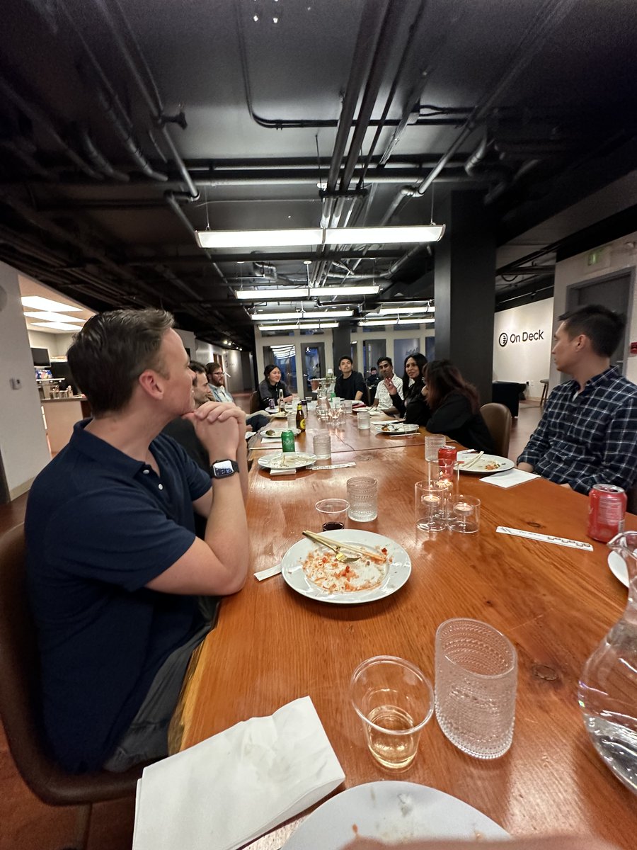 TyyRob3's tweet photo. There are too many people who made Brex what it was for me, but a few I want to thank publicly --@pedroh96, @artlevy, @MarcoRonning, @conorbradshaw, @shaig, @M___Morgenstern, @JeanineSuah &amp; so many more.

This is bittersweet to write but I will forever be a Brex stan! https://t.co/lMYkJMZACH