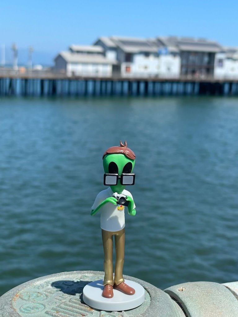 The Nerd by B&C Camera was spotted at Fisherman's Wharf earlier this afternoon. 😍 Have you seen the Alien Gang around?
instagram.com/p/CwTbalLvdb_/
#badnccamera #bandcaliens #photography #sanfrancisco #fishermanswharf