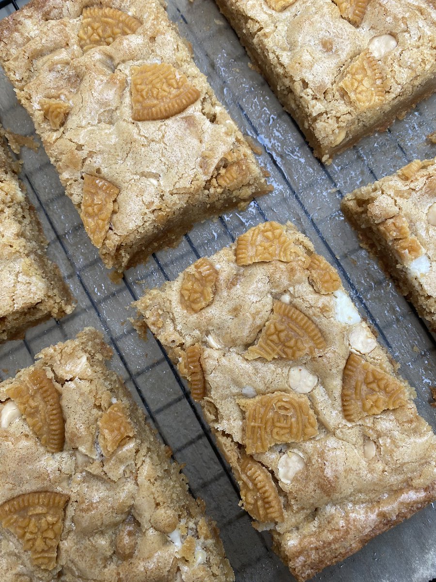 matchsnacks's tweet image. live resin infused edibles 🦥 homemade in houston &amp;amp; xtra xtra strong

(golden cookies &amp;amp; cream bars, strawberry cheesecake cookies, salted caramel blondies &amp;amp; churro cookies)