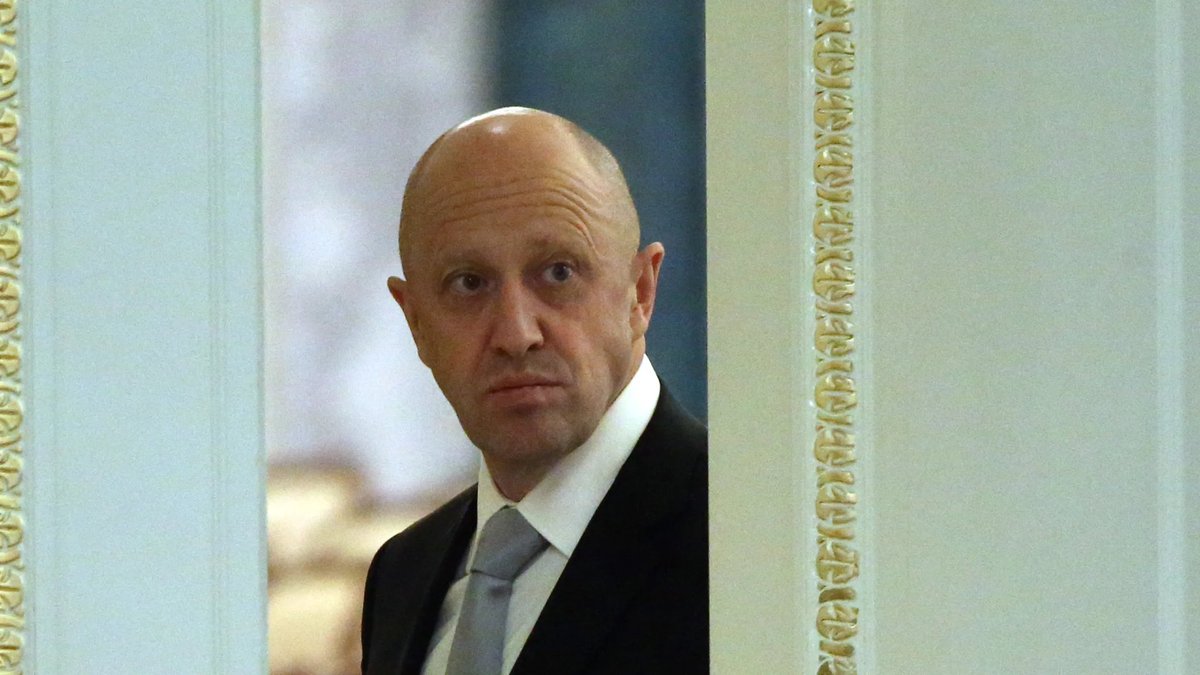 Infos247_FR's tweet photo. 🇷🇺 URGENT- Selon Al-Jazeera, citant une source de Wagner qui s'est adressée au média qatari, la présence du corps d'Evgueni Prigozhin n'a pas été confirmée mais son téléphone a été retrouvé près de l'un des corps.

#Prigozhin #Wagner #Russia #UkraineRussianWar #WagnerGroup #Putin https://t.co/Iuf1MJg0KF