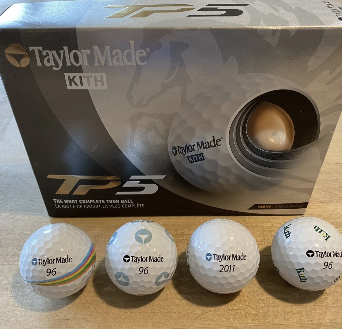 🚨 #Giveaway 🚨

We are giving away a box of Kith X TaylorMade limited edition TP5’s 

These were released this past year and won’t ever be released again

To enter simply follow @DrunkByTheTurn_ and RETWEET this post! Winner drawn Monday morning, Goodluck! 🍻
