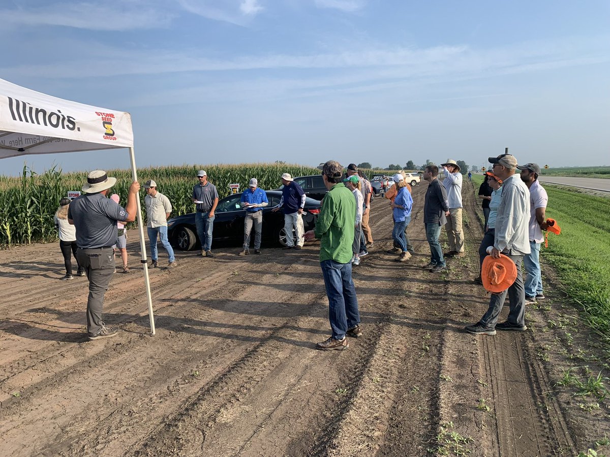 RothzenTa's tweet image. I had a great time today on the @BayerTraits #Preceon smart corn tour. Got to meet a lot of great people from multiple countries and backgrounds. A lot of good conversations and a lot of water!  It was a little warm today. Thanks @IntegratedSeed and @lyleeiten for hosting us!