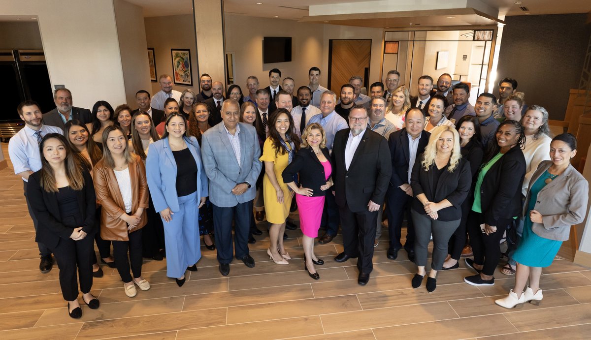 VanirCM's tweet photo. Vanir is thrilled to have welcomed over 90 new team members during our in-person employee #orientation in #Sacramento and #LosAngeles. Employees learned the Vanir way and heard from the extended leadership team. #WeAreVanir #NEO #NewEmployee #SolutionsforSuccess https://t.co/XxgHsuUcNp
