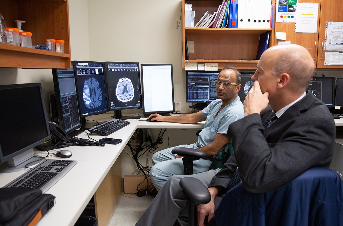 CIHR_IRSC's tweet photo. Last year, 86-year-old Alberta resident Roy MacKenzie suffered a stroke.

After the standard medication failed to help, he agreed to participate in a #ClinicalTrial headed by Drs. Mayank Goyal and Michael Hill @UCalgaryMed.

The next day, Roy was walking.

https://t.co/eeSDcE1Hm4 https://t.co/aNpsXjE19v