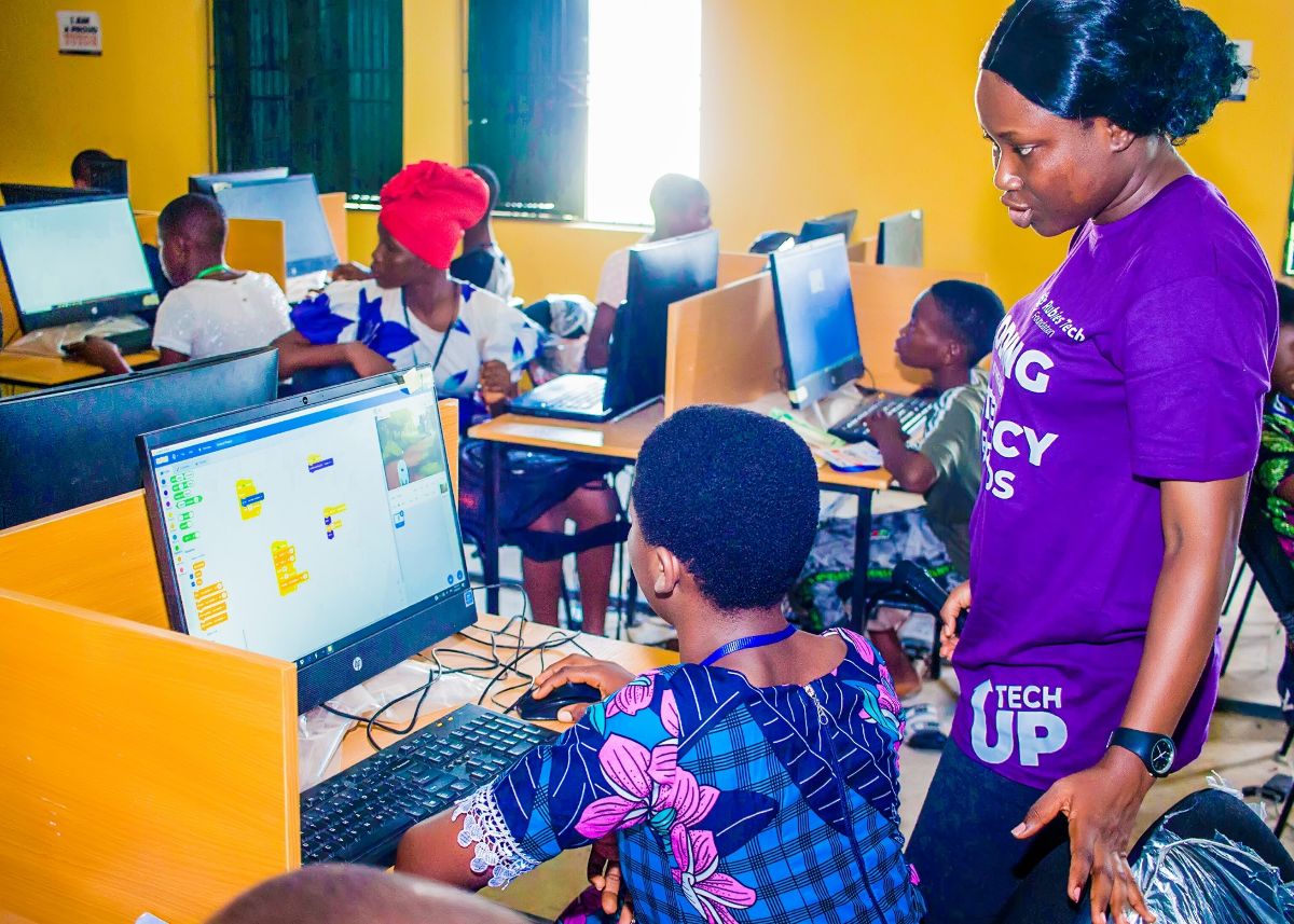rubiestech's tweet photo. Day 9:  Tech Up Epe Bootcamp 
It has been a flurry of activity as students immerse themselves in their projects, gearing up for their upcoming Friday presentations. These days have been invaluable for their growth, filled with transformative learning experiences 
Thanks @ThePSF https://t.co/jm8sZljxV1