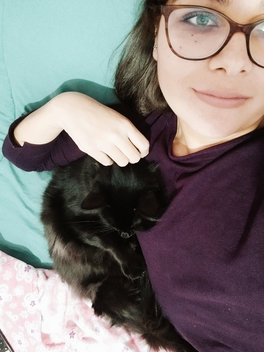 Nadia_QfK's tweet photo. Nada mejor que dormir con el bebé ❤️ https://t.co/9qvq75H5I0