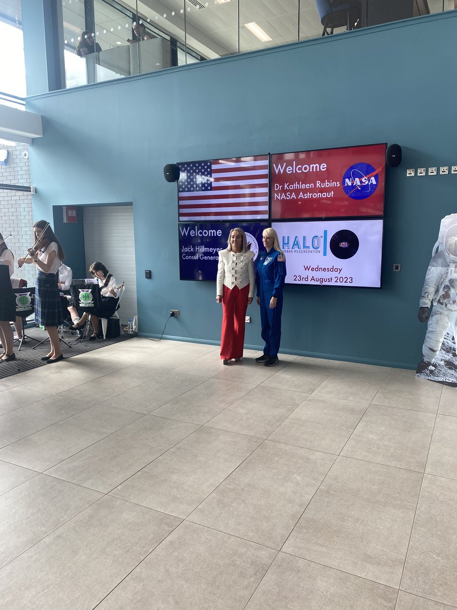 fionacs's tweet photo. Privileged to be invited to the truly unforgettable event imagined and delivered by @MarieMacklin today at @HALORockMe @HALOKILMARNOCK1 . Hearing astronaut Kate Rubins @Astro_Kate7 share her story was truly awe-inspiring.  @CraigHume_ @ACCI_CEO @AyrshireFiddle @OnthankSchool 🇺🇸🏴󠁧󠁢󠁳󠁣󠁴󠁿 https://t.co/zcXCYsmZ0T