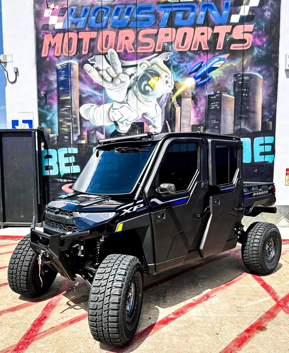 superatvtweet's tweet photo. 🔥 @houstonmotorsports got this
@polarisorv #RangerNorthstar dialed in and sittin'
tough on an #SATV 4" Dual Idler #GDP portal gear lift
and High-Clearance #AtlasPro 2" Forward offset
A-arms! 💪⚙ #BuiltforBattle #LetsGoooo
#superatv #satvnation #teamsuperatv #superatvdealer https://t.co/9tHV13gMQX