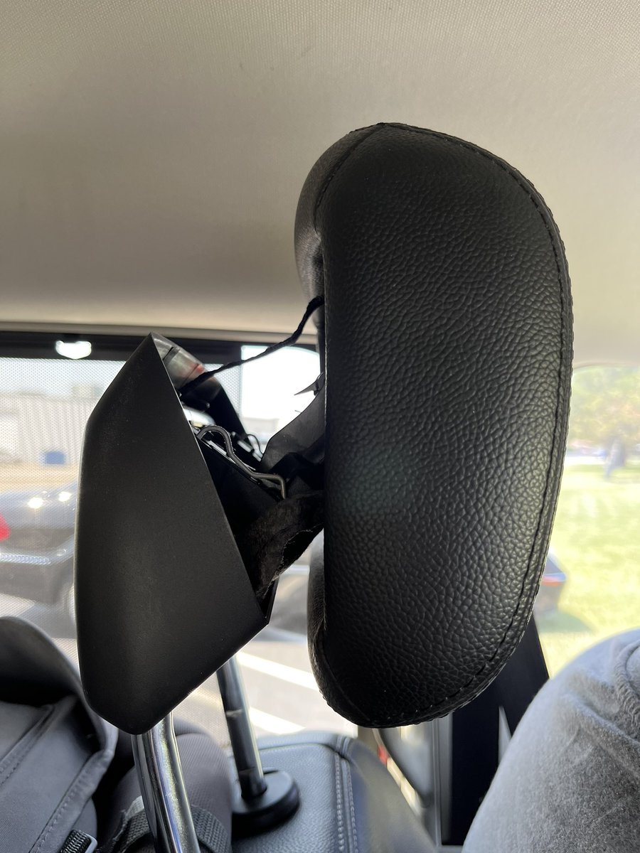 lenacove's tweet photo. @ChryslerCares how do you know headrests can spontaneously explode in T&amp;C minivans and not think it’s reason for recall? The side of my face, eye socket and headache from a headrest exploding WHILE PARKED would like an answer. (I was turned to talk to baby in seat behind me) https://t.co/Zw6fgfCufX