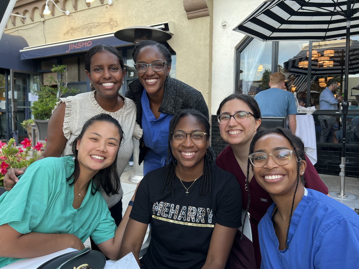 Always good @stanfordpedsres rep at SCORE events! We are so excited to be welcoming the 5⃣ of our 1⃣3⃣ students that will be with us on pediatrics next Monday! We are proud to have Peds SCORE alum as residents, and also have stayed for fellowships, chief year, & faculty!