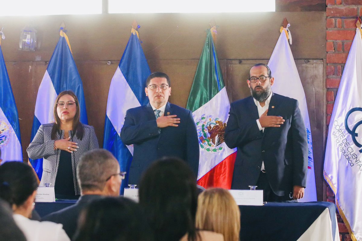 _CarmenMB's tweet photo. Parte del Legado gestión 2020/2023. Las Normas de Auditoría  Gubernamental con Estándares Internacionales, @CortedeCuentas,en ese marco en  Conferencia Magistral “Auditoría de Desempeño y su impacto en la Gestión Gubernamental en la vida de los Ciudadanos ”. https://t.co/y7uINO7dwq