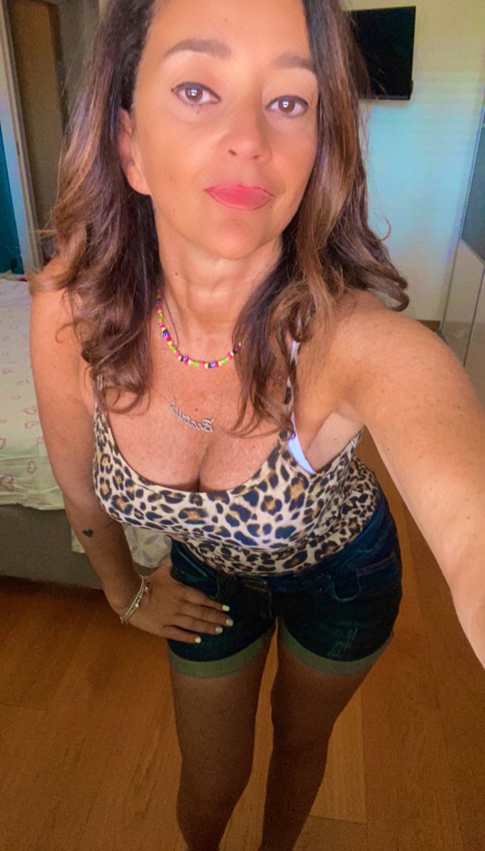 v3nere_dirimmel's tweet photo. Un ritorno in grande stile… o non sarei venere_dirimmel e non mi chiamerei MissBea 🐯😝♠️
Vediamo a quanti sono mancata… a tutti quelli che mi fanno Rtw 🫶🏻❤️ https://t.co/io1VhsPJoi