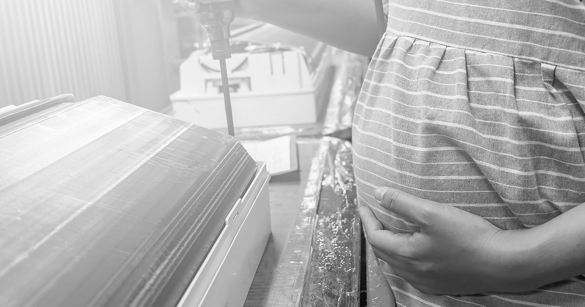 bfvlaw's tweet photo. The #pregnantworkersfairnessact aims to end discrimination against pregnant workers and enforcement is a top priority for the EEOC. Read these important steps that employers should take to ensure compliance with the new law: https://t.co/bP3wpqJCZ2 #employers https://t.co/LDx4jvDcHk
