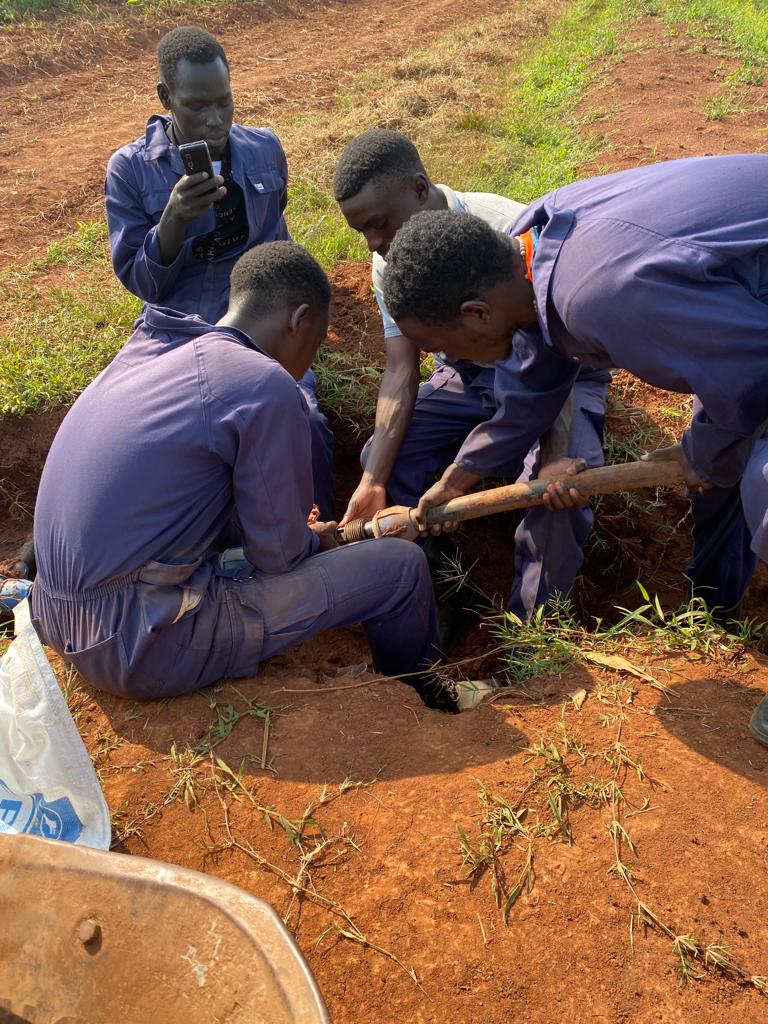 MAK_DABE's tweet photo. Exciting times at Makerere University! Students from Water &amp; Irrigation Eng and Agric Eng are diving into real-world experience at MUARIK. From smart irrigation systems to manhole design/construction and water pumping system maintenance, they're making a splash in the field. https://t.co/TsegHcYoEf