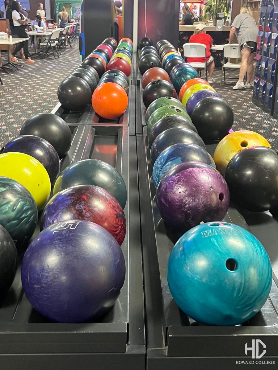 HC_BigSpring's tweet photo. Big shout out to Big Spring Bowl-a-Rama for letting Howard students take over the lanes for the night! Thanks to everyone who came out and made Bowling Night a huge success 😁 🎳 👏🍕
#Howardbigspring #bowlingnight https://t.co/fCwzMHliL9