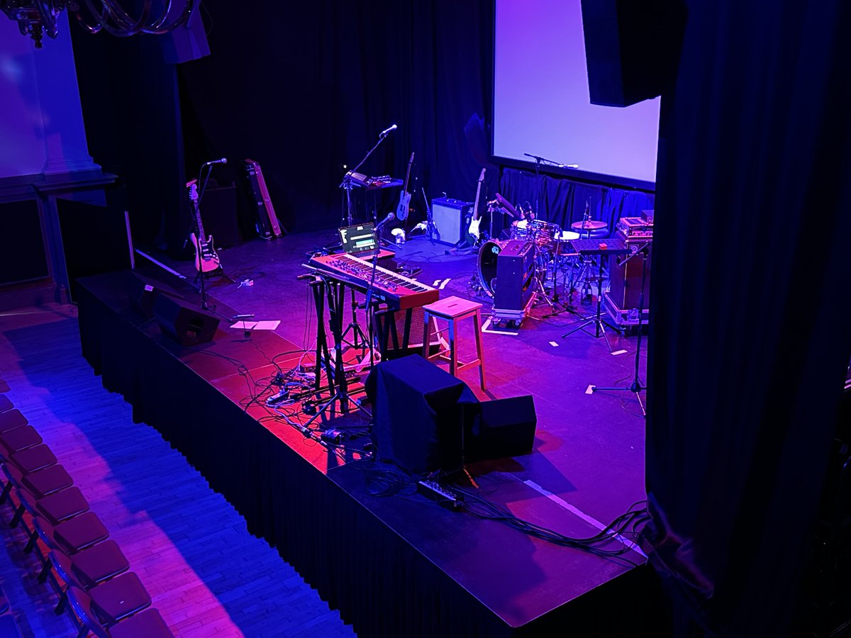 Simon Cole tweet media