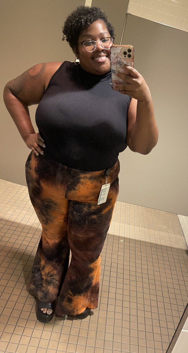 ja_xole's tweet photo. I look cute today!🤓🥰 https://t.co/BJqnnReJr8