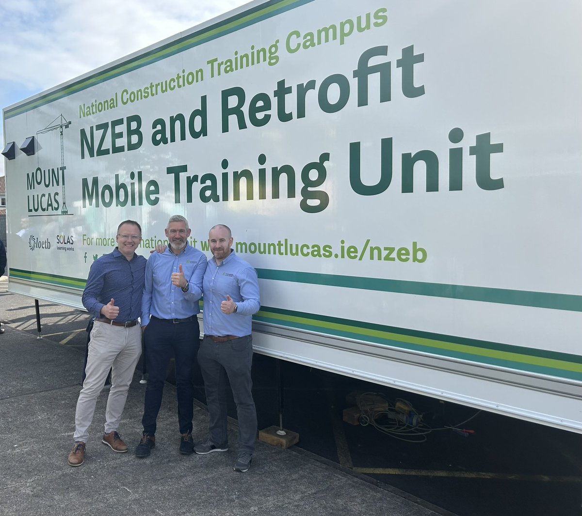ecologicalbuild's tweet image. Honoured to be invited to launch of @mountlucastc #nZEB training unit which will visit construction sites &amp;amp; schools across ireland for more accessible training for tradespeople &amp;amp; designers. 👏👏Delighted to provide input with our solutions #retrofit #airtightness #passivhaus