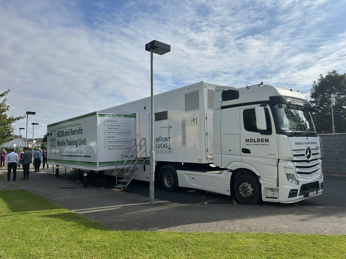 ecologicalbuild's tweet image. Honoured to be invited to launch of @mountlucastc #nZEB training unit which will visit construction sites &amp;amp; schools across ireland for more accessible training for tradespeople &amp;amp; designers. 👏👏Delighted to provide input with our solutions #retrofit #airtightness #passivhaus