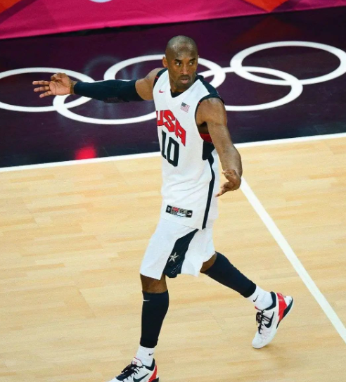 DestinyLLLT tweet media