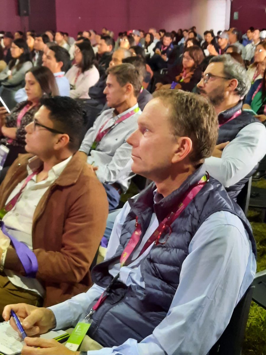 PortalFruticola's tweet image. Nos encontramos presentes en el 1er Congreso de #UvadeMesa organizado por #Provid Perú en Ica! 🍇

En esta oportunidad, especialistas comparten en tiempo presente sus conocimientos sobre producción, fertilización, fitosanidad, comercialización, tecnología y más.