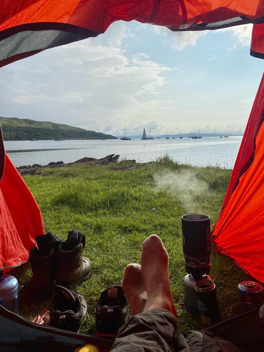 Talk about rooms with a view! 😍 Who'd love to wake up to these stunning Scottish sights?! 🙋‍♀️💜

📍 Isle of Gigha 📷 IG/fitforadventure_
📍 Glencoe 📷 IG/syvanwave
📍 Loch Lomond 📷 IG/carrigans_photography
📍 Isle of Rum 📷 IG/agzygroove_adventures_282

#RespectProtectEnjoy