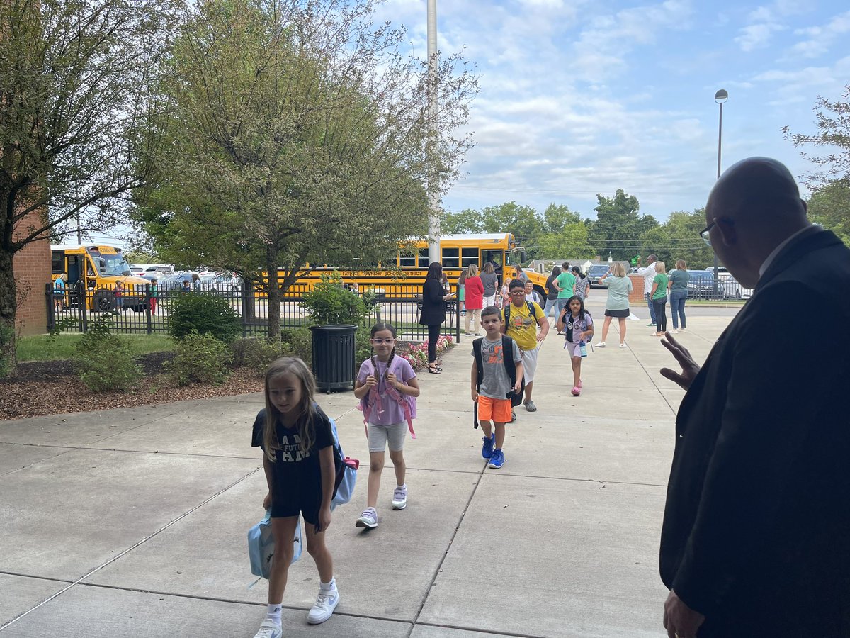 Pharlan Ives tweet media