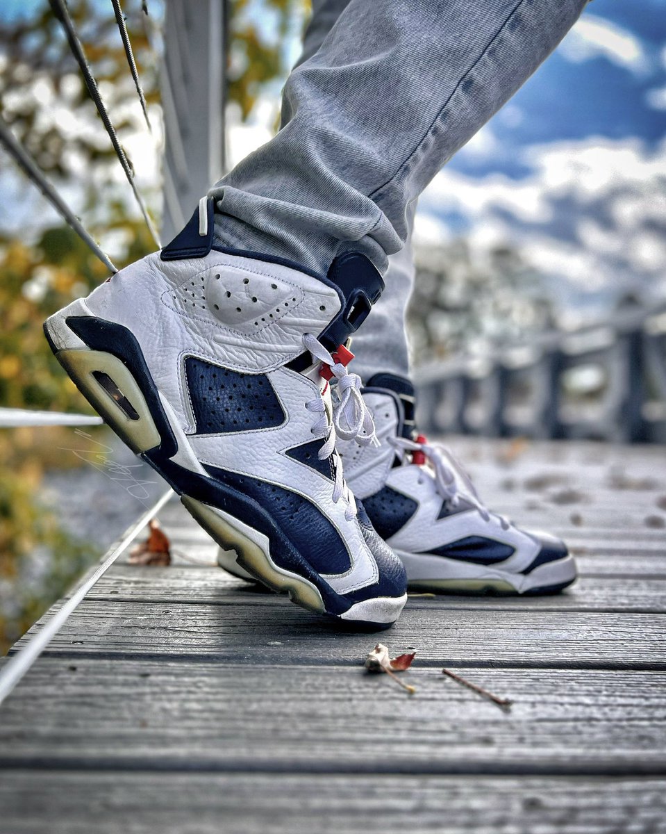 n8frost's tweet photo. @atmos_usa It’s gotta be the Olympic Air Jordan 6. This colorblocking on the full leather upper ages so well and harkens back to the greatest team ever assembled. #Atmoscollectorsclub #AtmosWeb size 10.5 Men’s https://t.co/gix9fMGQSv