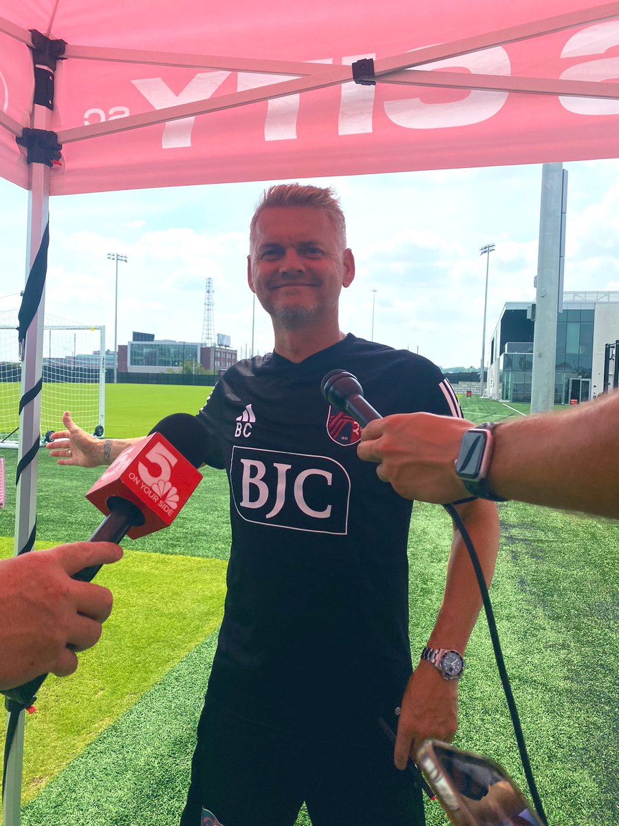 hochman's tweet photo. “We’re kind of everybody's nobody's. Guys joined us who weren't sure where their careers were going. We signed players nobody knew. It’s my first head gig. So we embraced the challenge — and that's the beauty of the season.” - coach Bradley Carnell of 1st place St. Louis City SC. https://t.co/1266fQQg4z