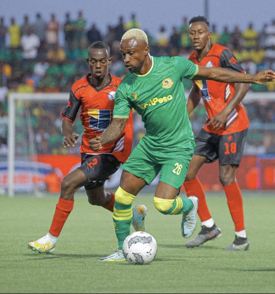 Pacome mmoja ni sawa na Chama watatu na Mikisoni kama kifungashio.