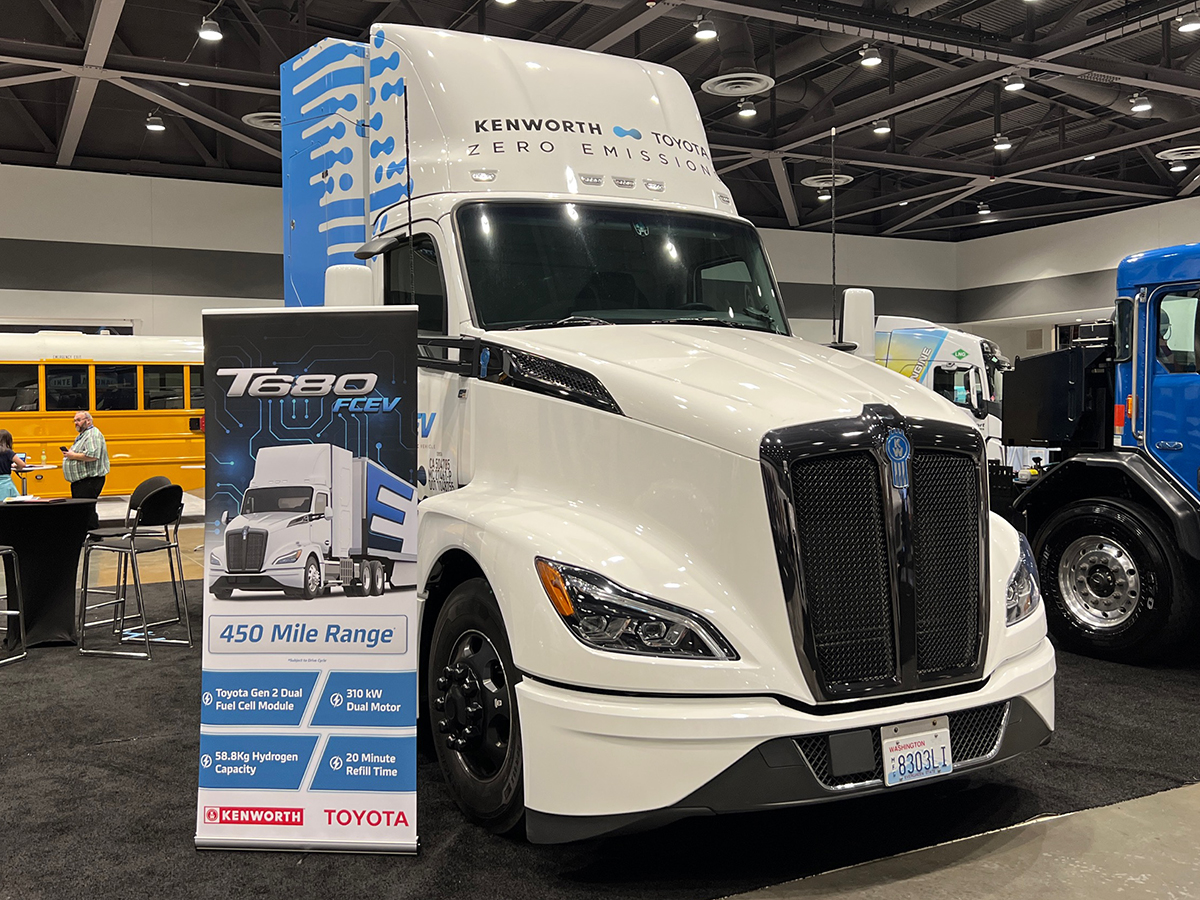 KenworthTruckCo's tweet photo. Kenworth is at the Green Transportation Summit and Expo in Tacoma, WA with the Kenworth hydrogen fuel cell T680 FCEV! Check out the T680 FCEV for your fleet’s zero-emissions targets. https://t.co/z5lFSPwdVi
#Kenworth #T680FCEV #FuelCell #Hydrogen #DrivingtoZeroEmissions #GTSE23 https://t.co/O5ccBc08jY