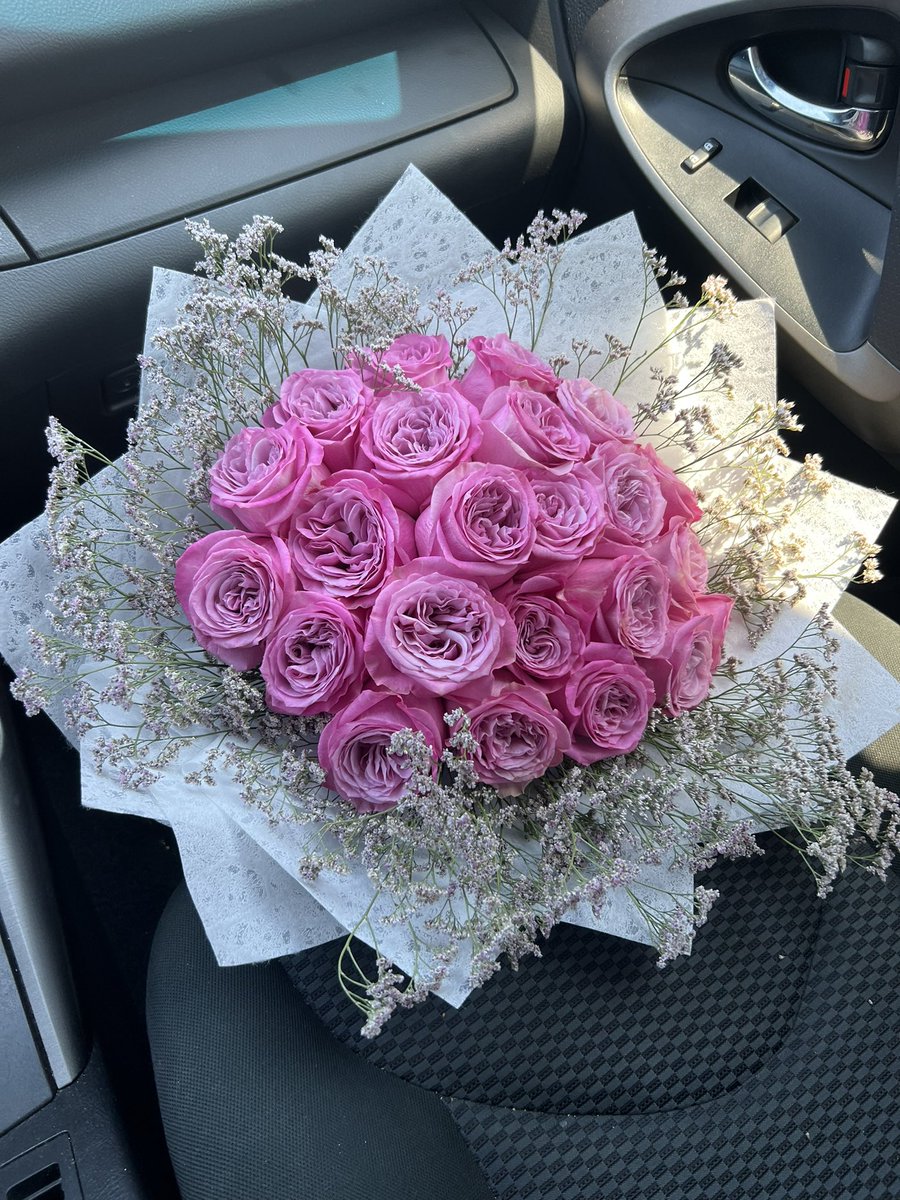 FlwrDesigns's tweet photo. Flowers 💐 https://t.co/wtBSpBMrSm