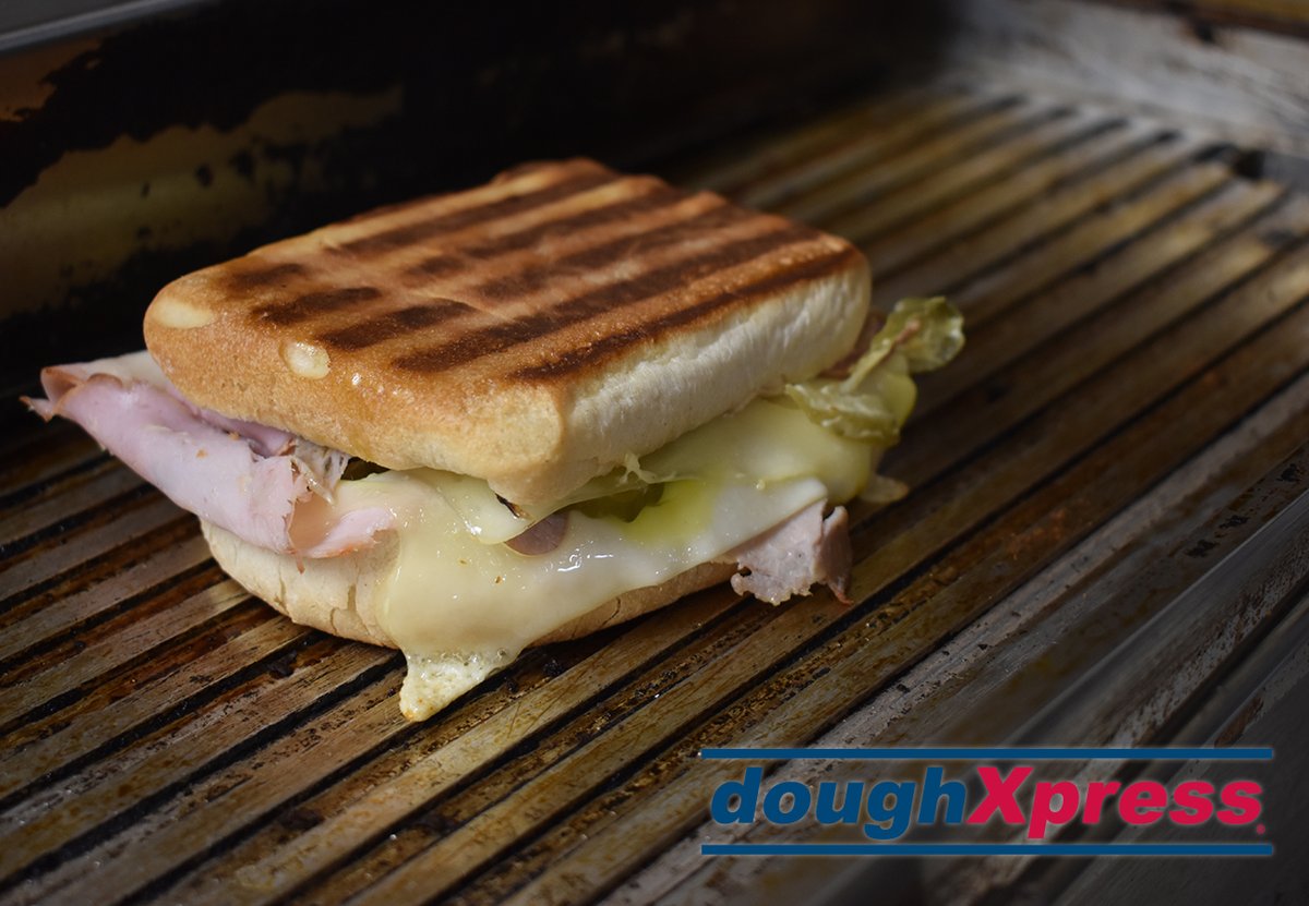 #NationalCubanSandwichDay #Sandwich #Foodie #CubanSandwichDay 

2-Sided Grill Spec Sheet:  bit.ly/3KOENX9
More Info: doughxpress.com/heat/2-sided-g…

doughxpress.com