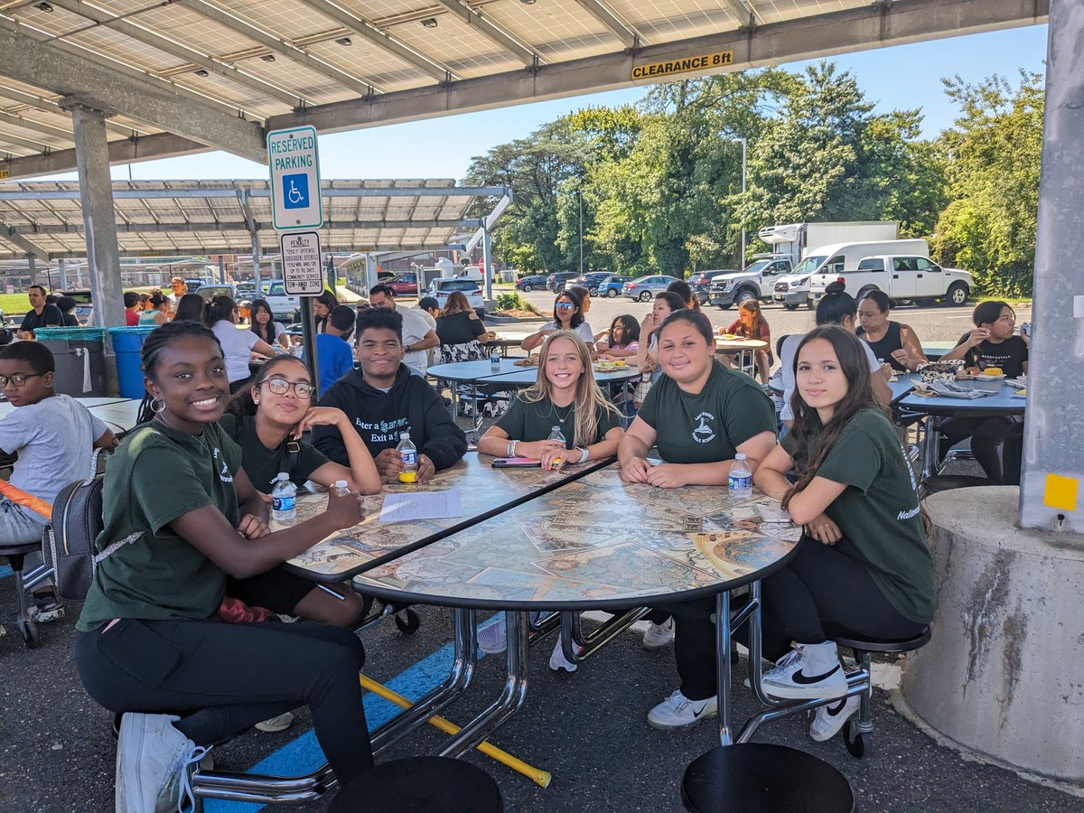 Megan Renzo Mazza tweet media