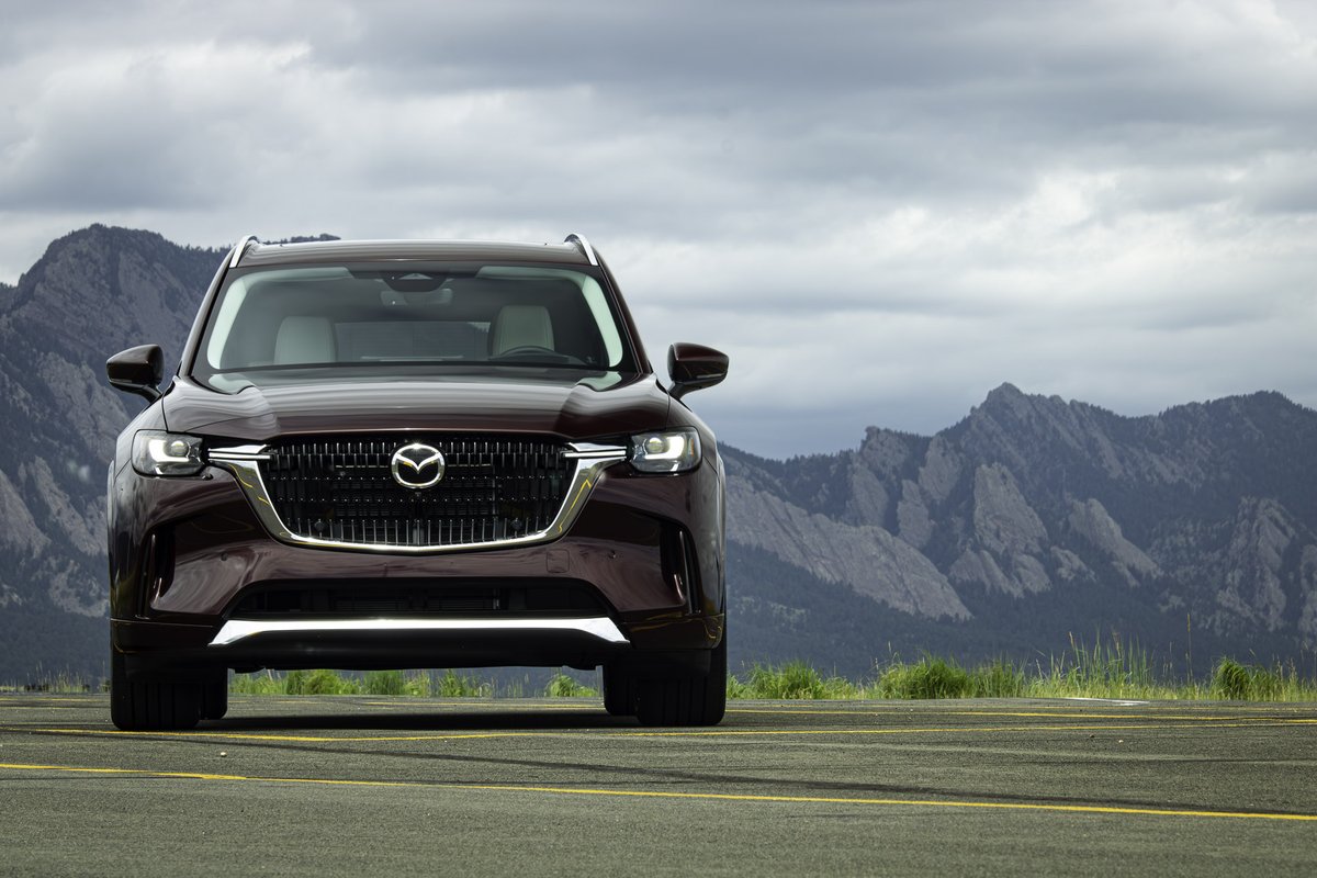The 2024 Mazda CX-90 is an ambitious upmarket push from the old CX-9, offering a raft of luxury features with a price tag up to $62,000. Does it live up to that price tag? Check out the full review at TFLcar: tflcar.com/2023/08/2024-m…