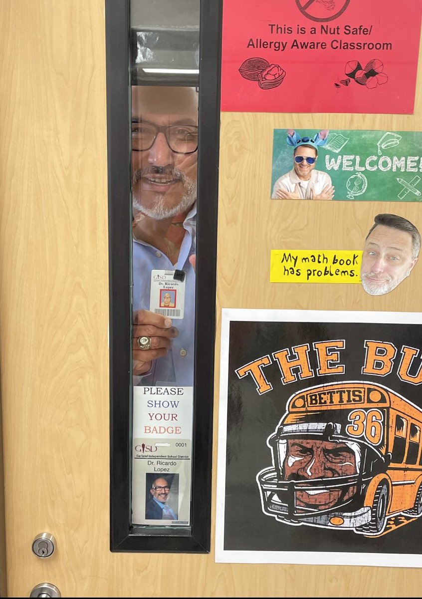 jjbalder's tweet photo. We take security seriously at @Sewell_Seahawks …everyone MUST show their badge - no matter who you are @drlopez23 @gisdnews #experiencethemagic #leavealegacy https://t.co/Sopk6NkPvr