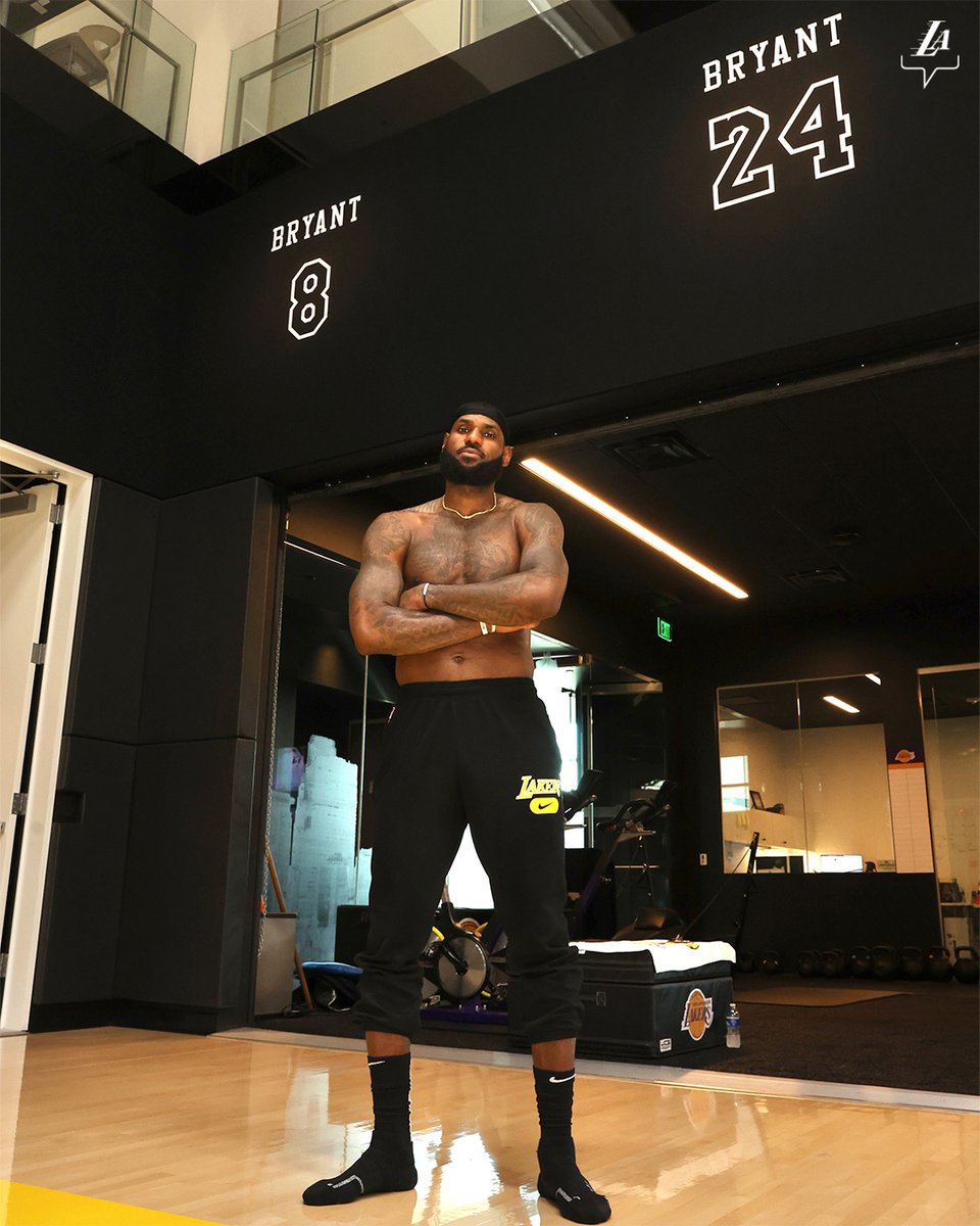 Lakers's tweet photo. Inspiring us every day.

Mamba Forever. https://t.co/pCx2TOF5hO