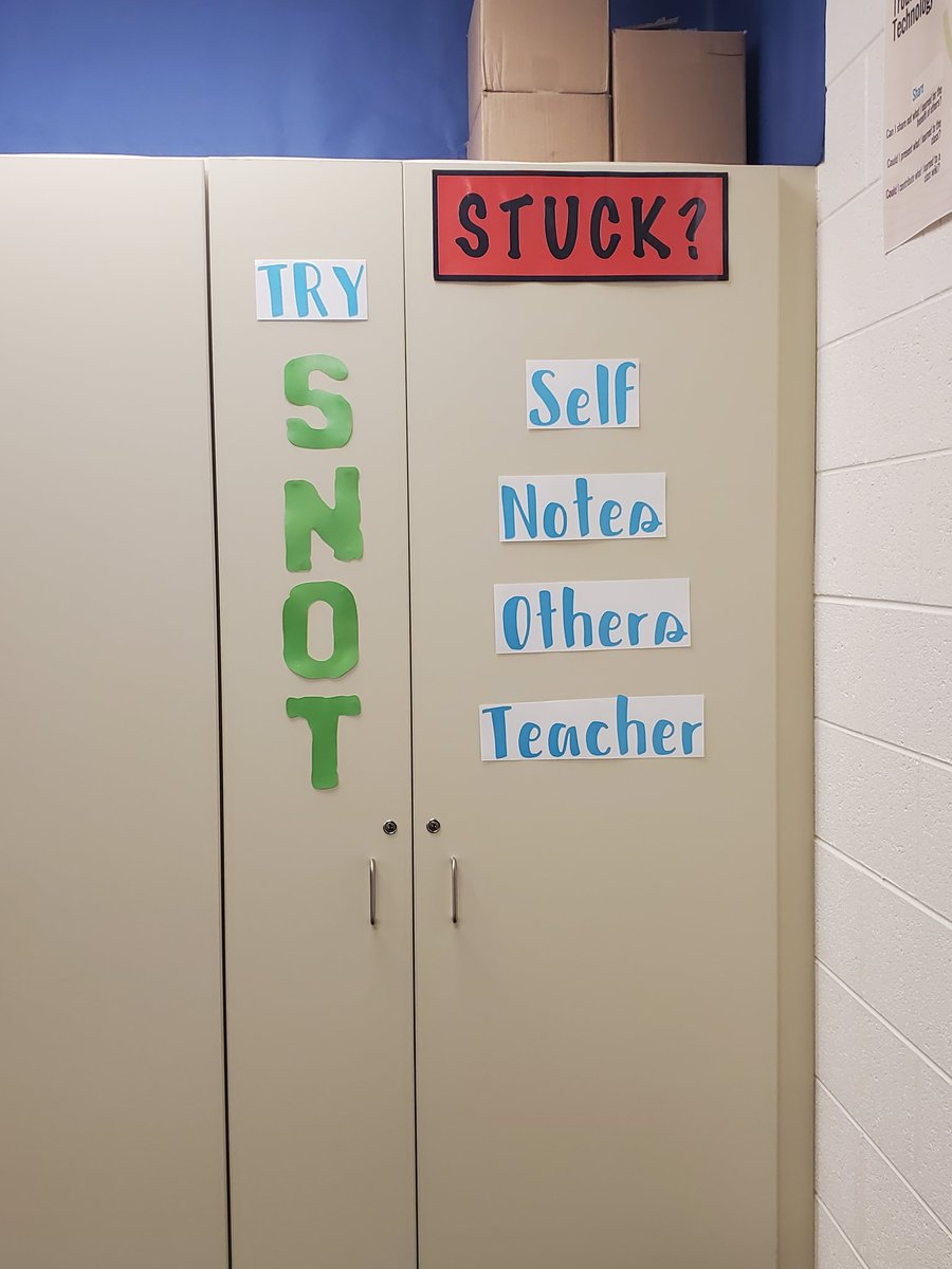 MichelleHeizer's tweet photo. My first cricut project!
And of course, it's a project for my classroom 😆 https://t.co/KzY0cFQ3WD