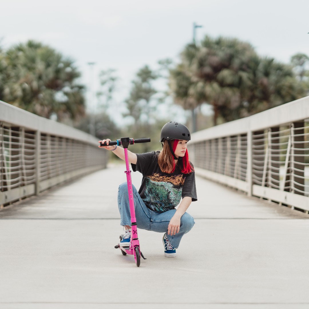 ridehover1's tweet image. Save on summer fun! 🌞 

Hover-1 Flare e-scooter $100 off with FREE shipping for a limited time.
Perfect for kids, with speed &amp;amp; charge controls, easy fold &amp;amp; LED lights.

Shop: hover-1.com/products/hover… 

#SummerSale #TechRide #FamilyFun #RideInStyle #AdventureAwaits