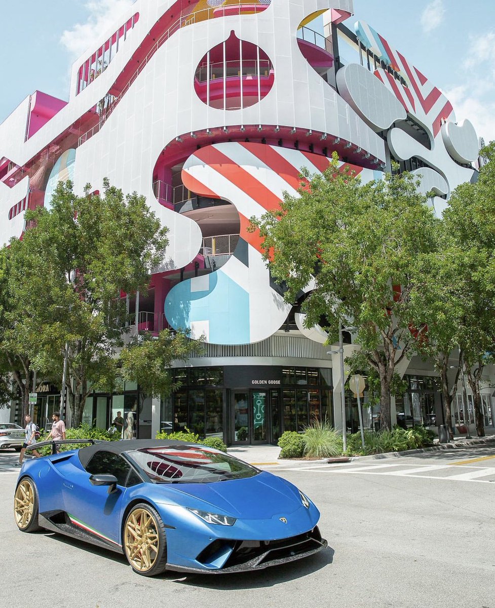 Arrive in style. Pull up to the neighborhood where creativity flourishes. See you in the District.