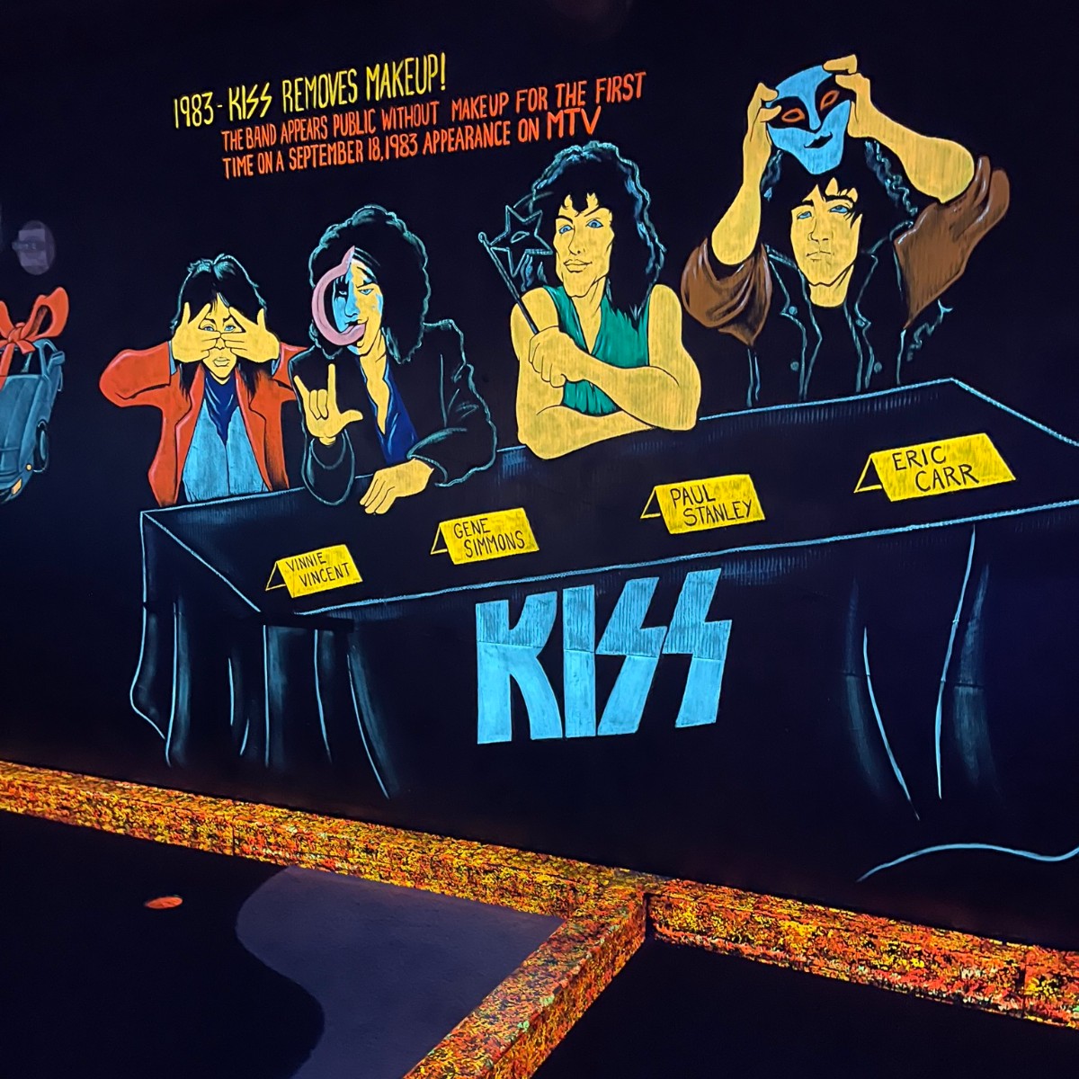 KISSWorldLV's tweet photo. #MusicTrivia Where did KISS get their name?🤔🎵

#KISS #Trivia #KissTrivia #MusicBuff #Quiz https://t.co/StQcWwE96C