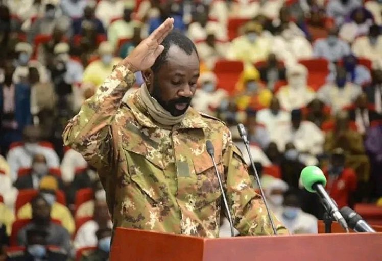 Ozorbig1's tweet image. Breaking News: 

Mali leader has warned
&quot;If ECOWAS dares to invade Niamey, Niger, not only will we intervene, but we will also simultaneously militarily invade Abuja, Nigeria, to reinstate the rightful winner of the 2023 elections in power. We are aware of the true victor.&quot; —…