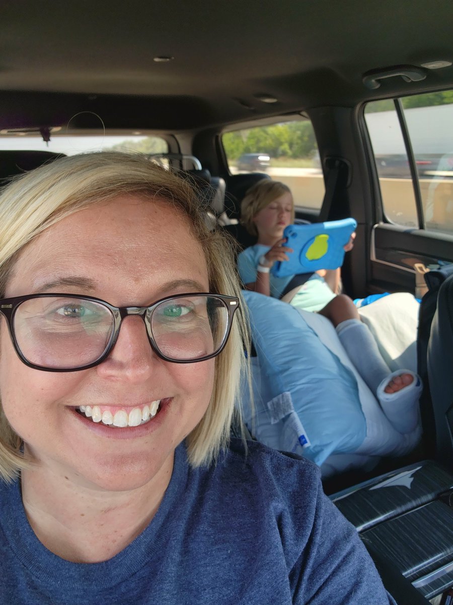 ckracer7235's tweet photo. Headed home!! She was so brave and did so good! Piggy and sonic made sure of it. Here is to hoping the rest of recovery goes as smooth as surgery went 🥰🥰🥰🥰 Thank you for the well wishes
#heartmomlife #CPmomlife https://t.co/cNSTmHP0L2